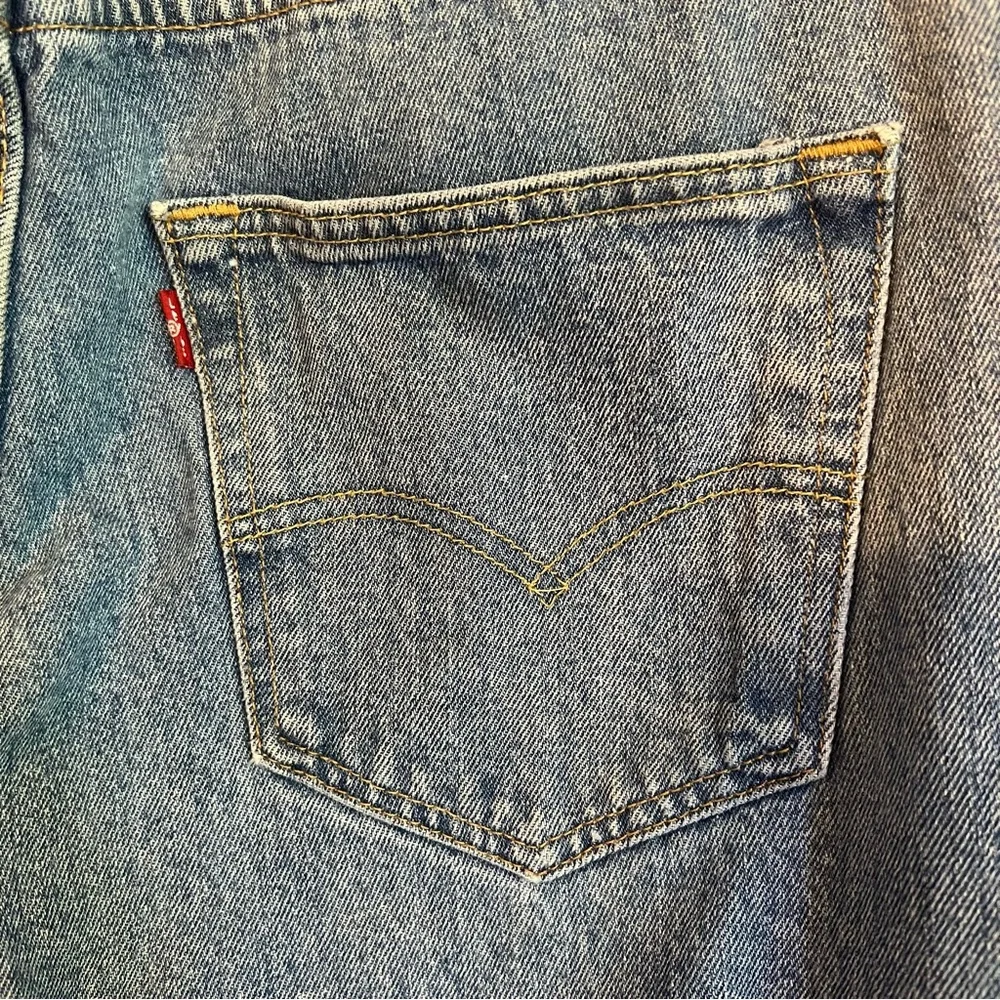 Levi's 501's Vintage Button Fly Straight Leg Medium Wash Jeans Size 33X30 - Picture 9 of 13
